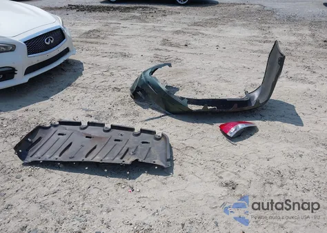 2011 Toyota Sienna Le V6 from USA, damaged, VIN 5TDKK3DC0BS052186